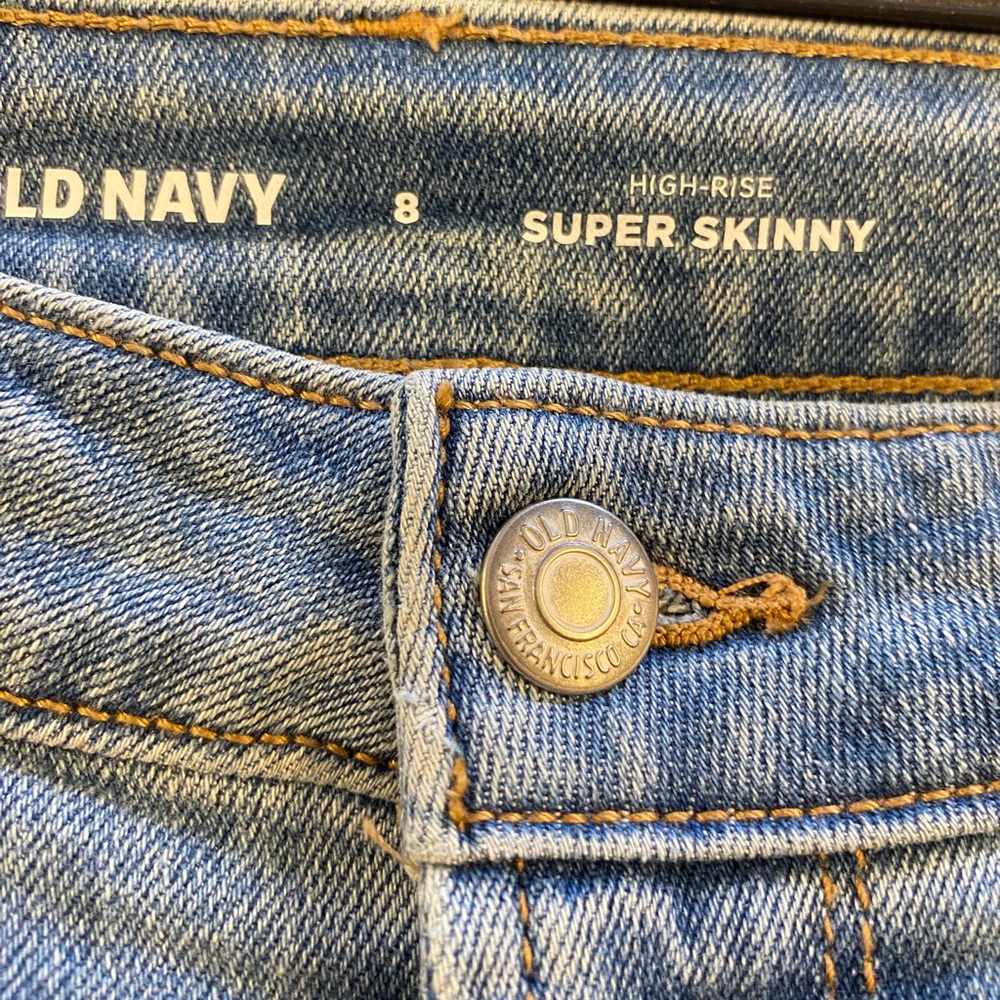 Old Navy Size 6 High Rise Super Skinny Jeans